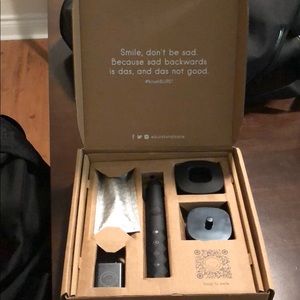 Burst Black Toothbrush